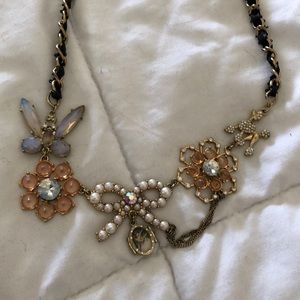 Gorgeous gold necklace